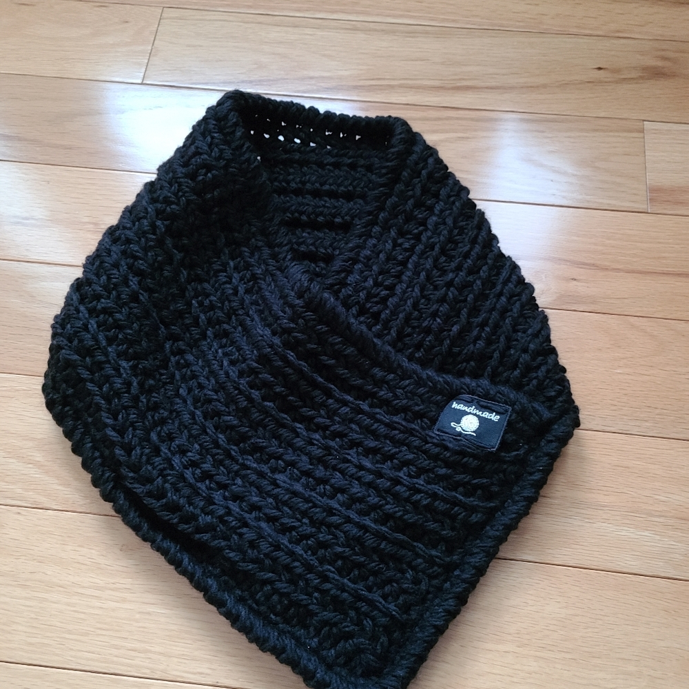 Handmade Canadian Black Knit Infinity Scarf